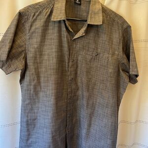 Men's Short Sleeve Plaid Button-Up Shirt